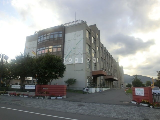 その他　発寒小学校（その他）まで505m