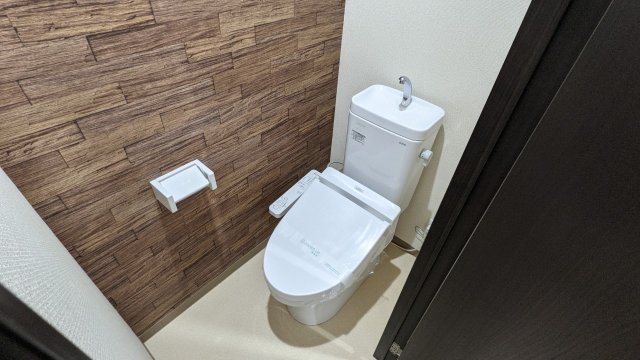 トイレ　清潔感のあるトイレです