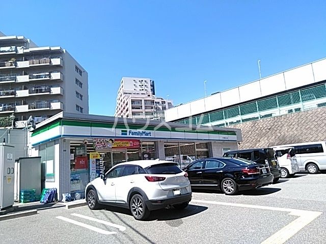 コンビニ　ファミリーマート茨木美穂ヶ丘店（コンビニ）まで1145m