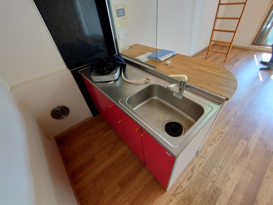 キッチン　※別部屋の写真です
