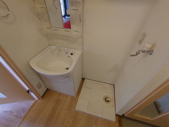 洗面設備　※別部屋の写真です