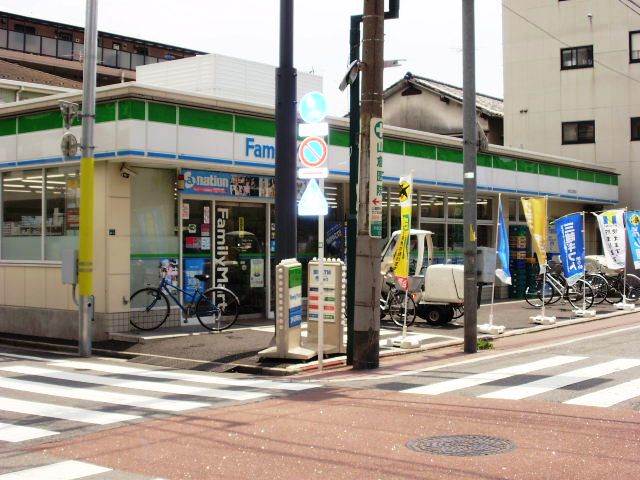 コンビニ　ファミリーマート　大谷口北町店（コンビニ）まで281m