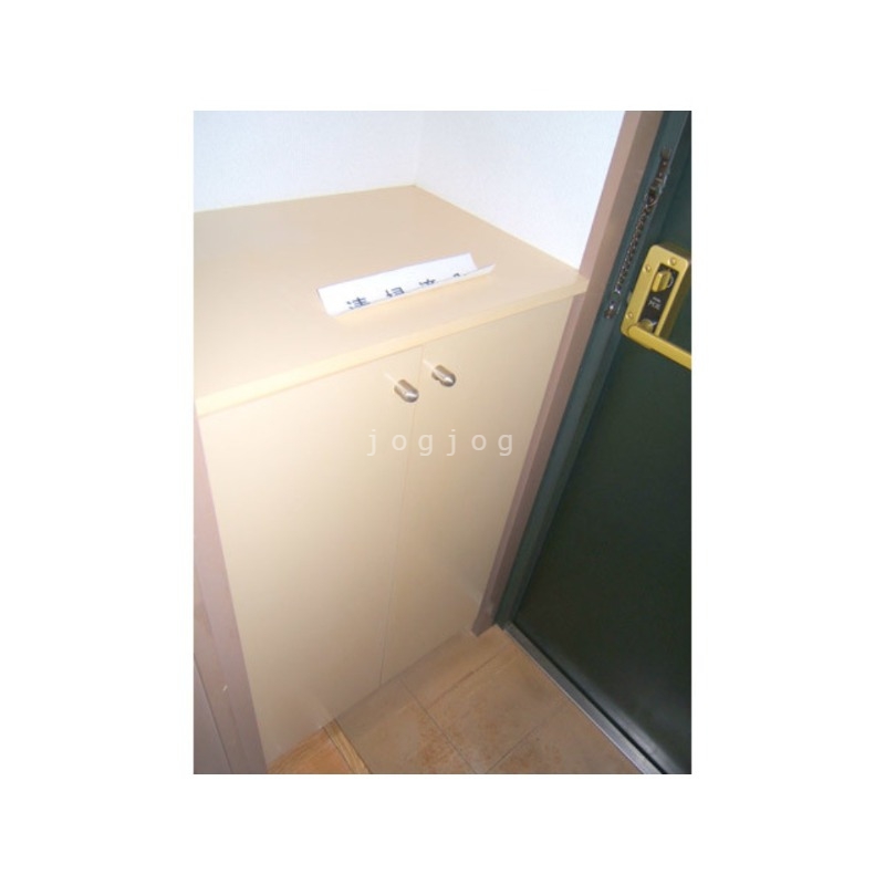 その他設備　多数の靴を収納できます！