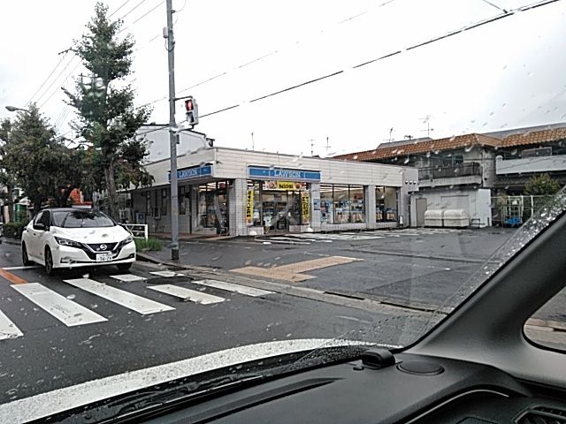 コンビニ　ローソン　新稲店（コンビニ）まで457m