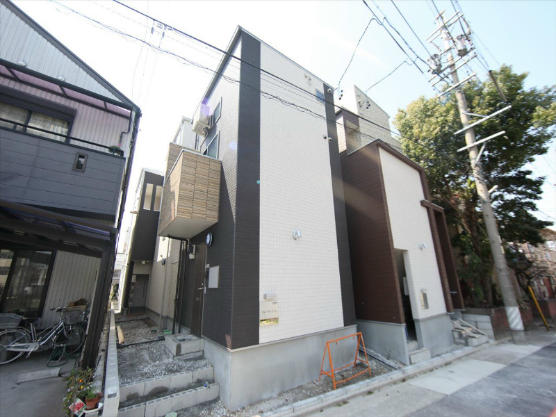 建物外観　外観　デザイナーズ　光インターネット無料