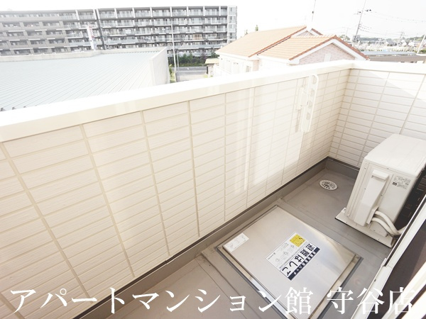 バルコニー　類似です