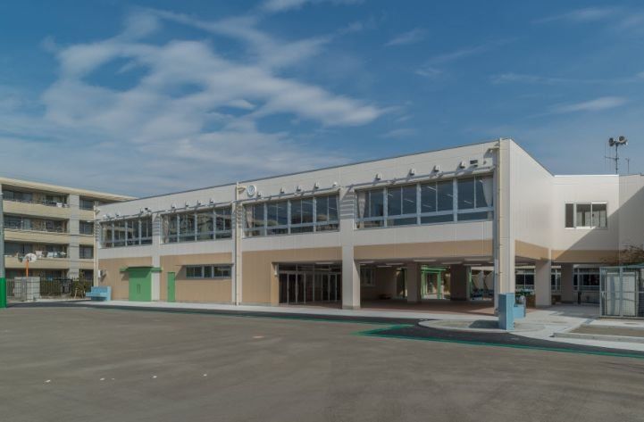 小学校　川崎市立西梶ケ谷小学校（小学校）まで1340m