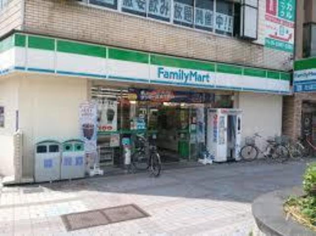 コンビニ　ファミリーマート野田駅前店（コンビニ）まで601m