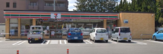 コンビニ　セブンイレブン 箱根仙石原店（コンビニ）まで1214m