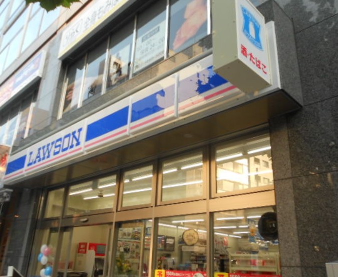 コンビニ　ローソン 人形町駅前店（コンビニ）まで95m