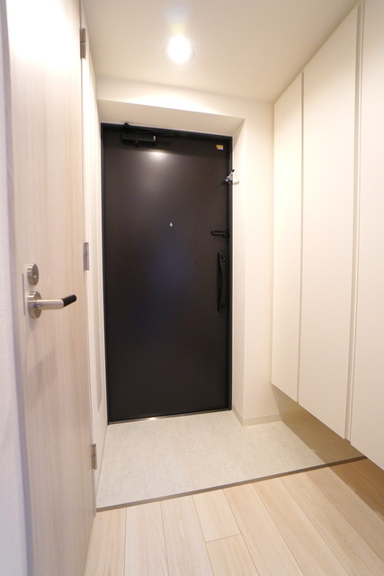 玄関　※写真は同タイプ住戸です。