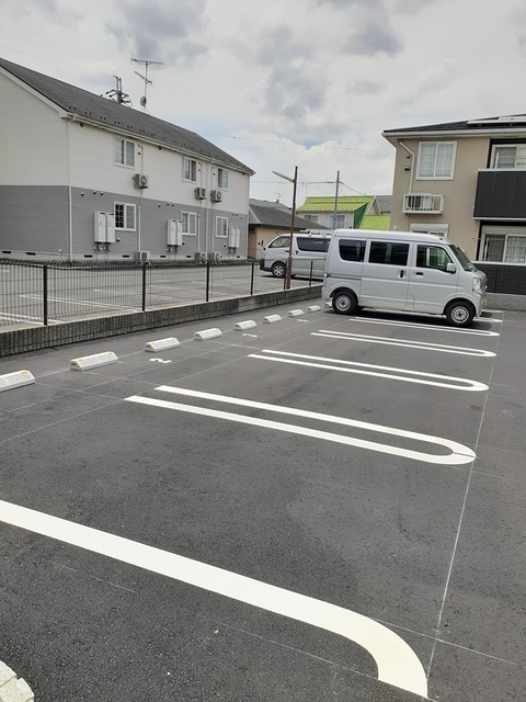 駐車場　駐車スペースもあります