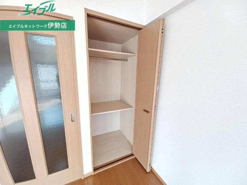 収納　同物件別部屋のお写真です。