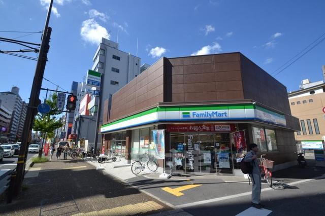 コンビニ　ファミリーマート　昭和通四丁目（コンビニ）まで165m