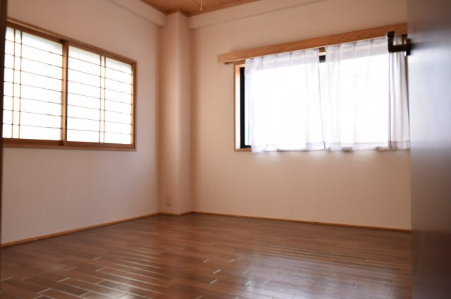 その他部屋・スペース　２面採光で風通しの良いお部屋です