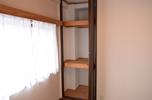 収納　奥行きのある収納です