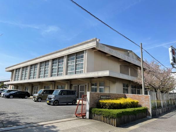 小学校　吉田小学校（小学校）まで2301m