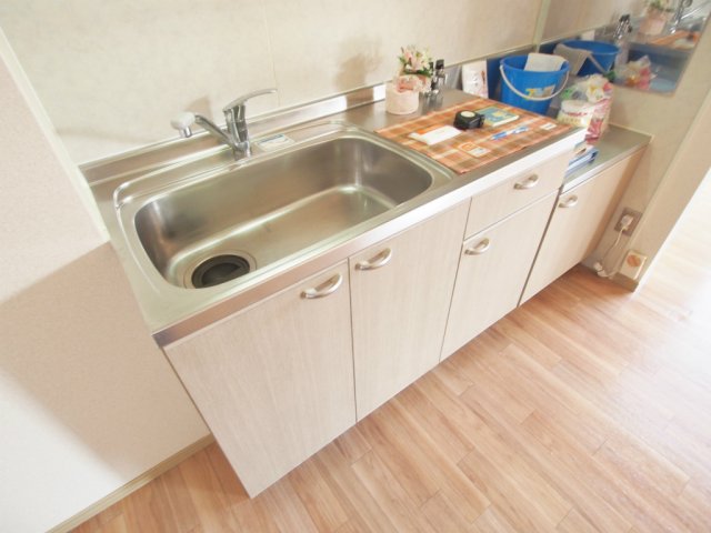 キッチン　※別部屋の写真です
