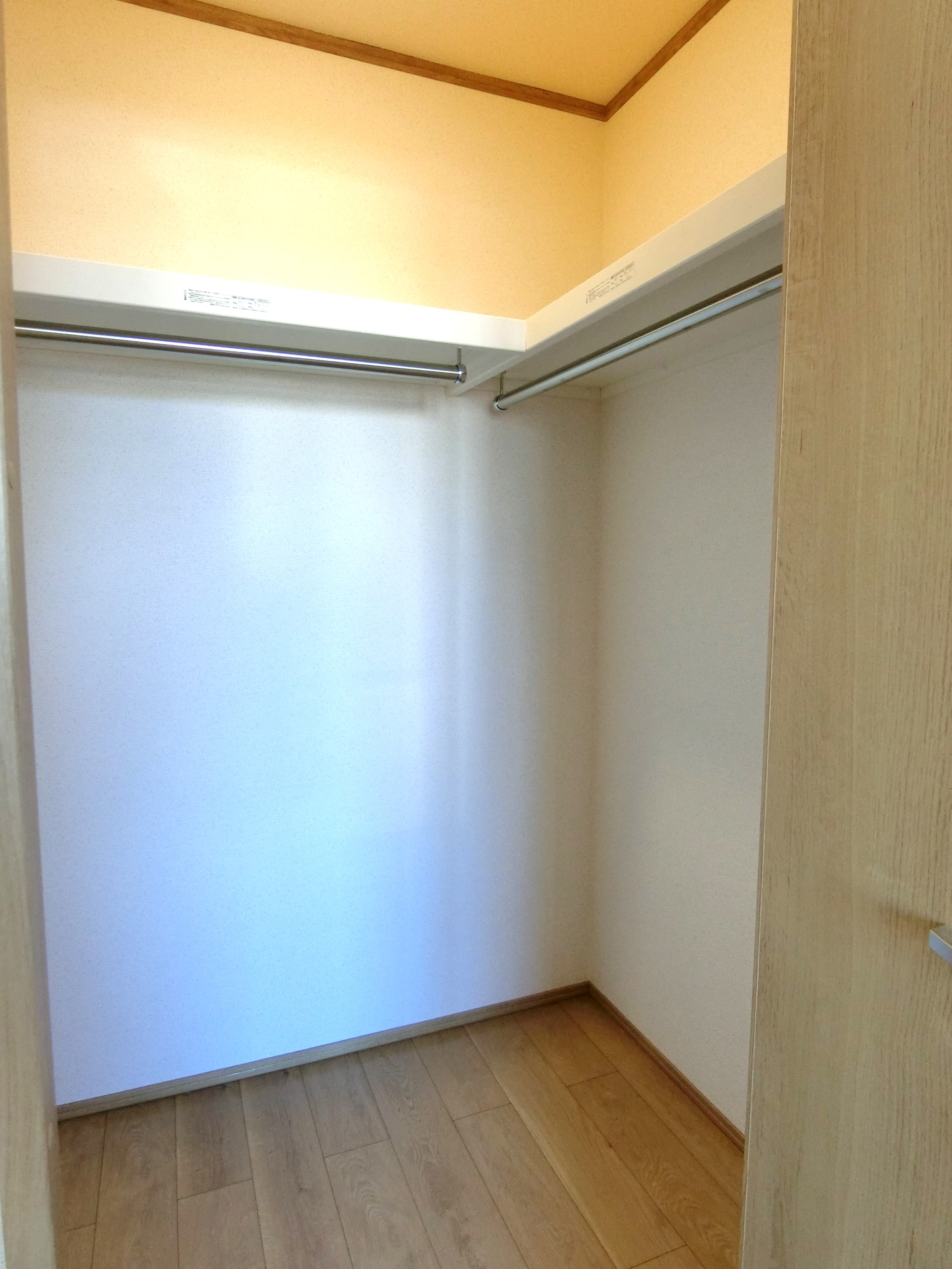 収納　※写真は別号室のため実際とは異なる場合があります