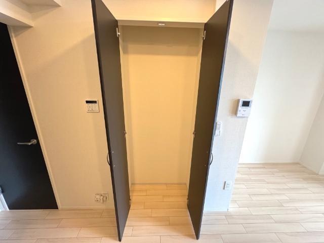 収納　同型パース
