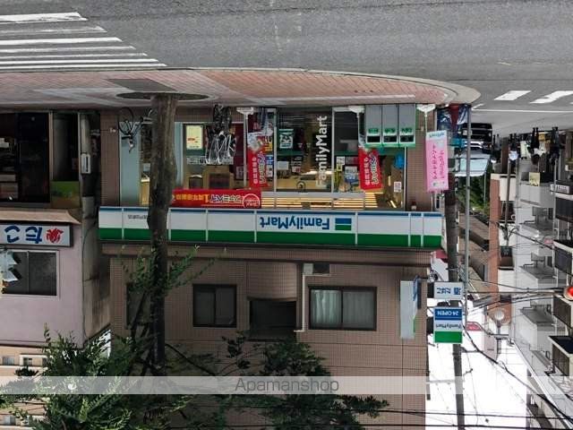 コンビニ　ファミリーマート（コンビニ）まで185m