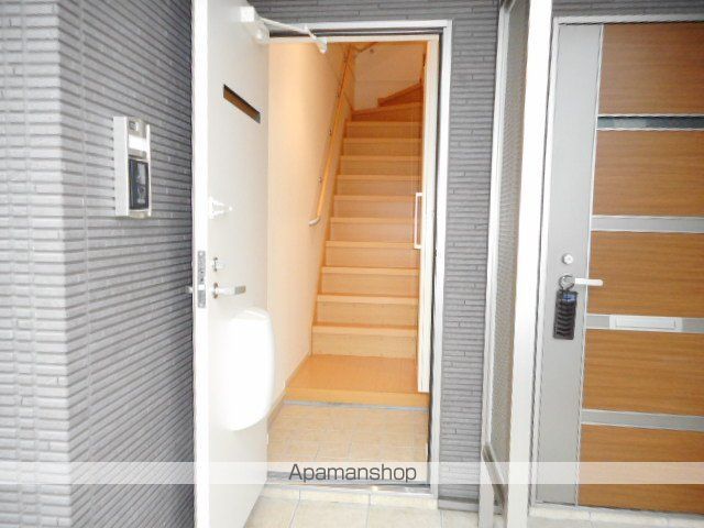 養老鉄道養老線 広神戸駅 徒歩11分 2階建 築12年の玄関写真