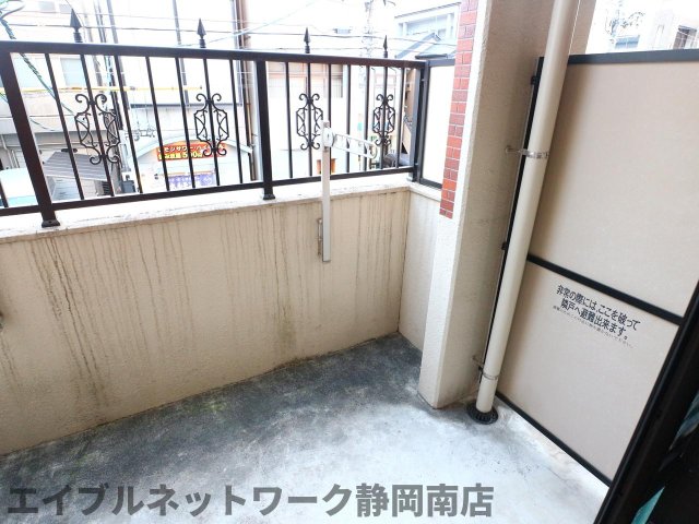 バルコニー　イメージ