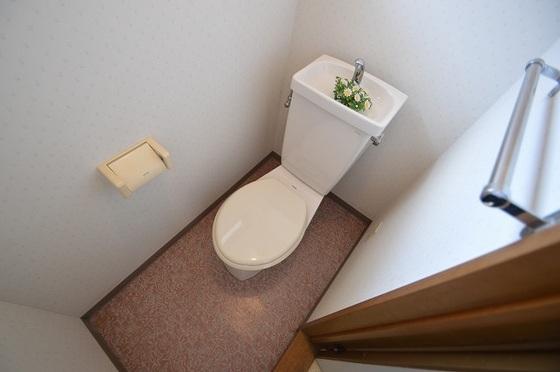 トイレ　※別部屋の写真です