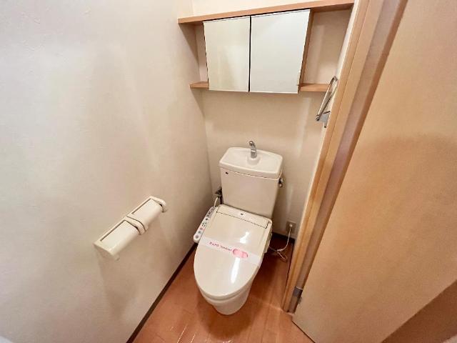 トイレ　トイレ