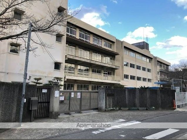 小学校　矢野小学校（小学校）まで350m