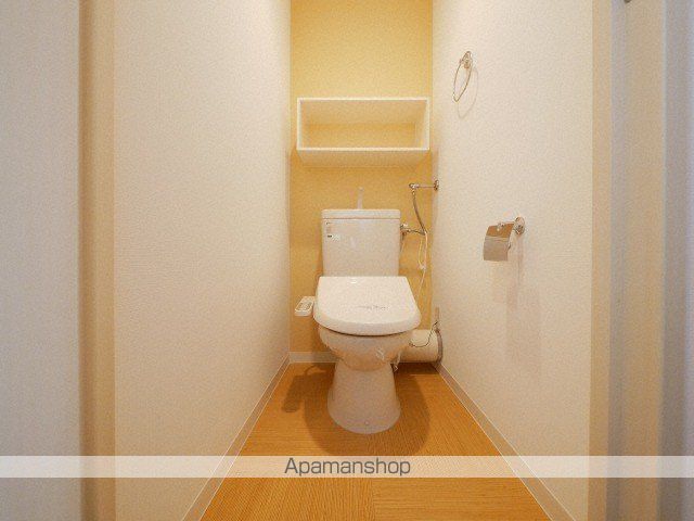 地下鉄東豊線 豊平公園駅 徒歩4分 14階建 築20年のトイレ写真