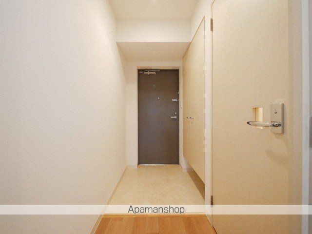 地下鉄東豊線 豊平公園駅 徒歩4分 14階建 築20年の玄関写真
