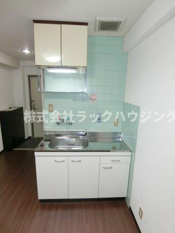 京阪本線 萱島駅 徒歩9分 4階建 築38年のキッチン写真