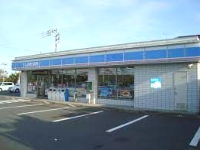 コンビニ　ローソン神栖知手砂山店（コンビニ）まで445m