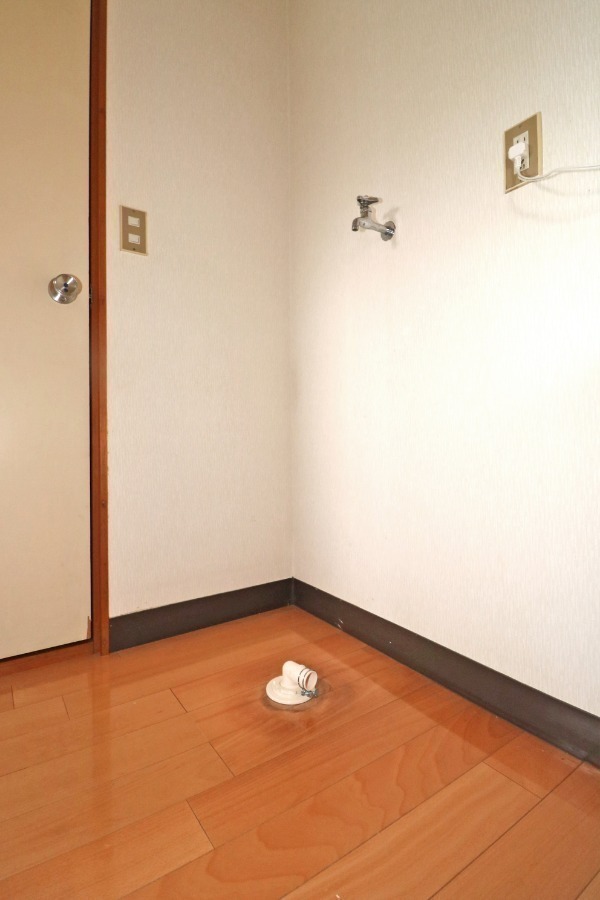 その他　洗濯機置き場