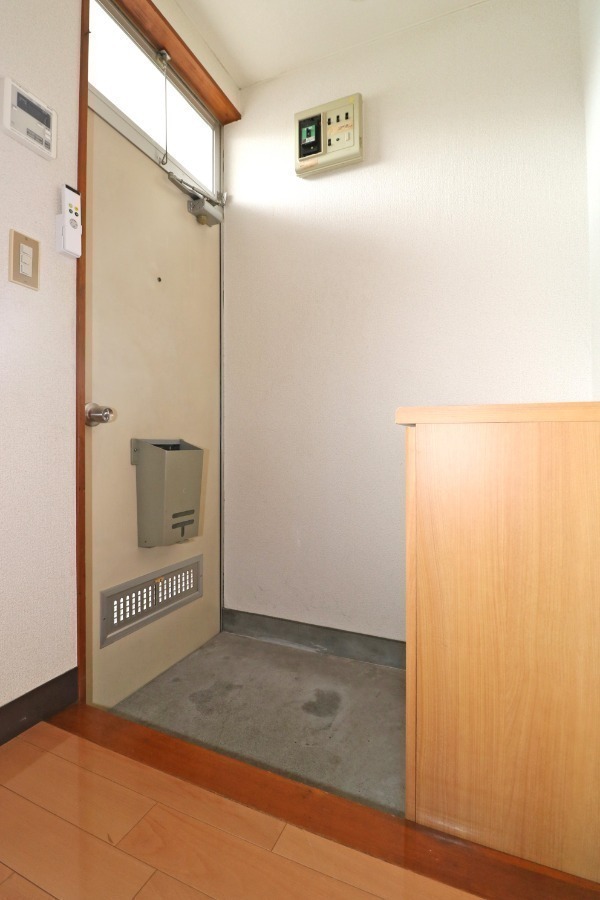 玄関　玄関
