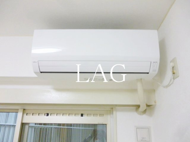 その他　エアコン付です。