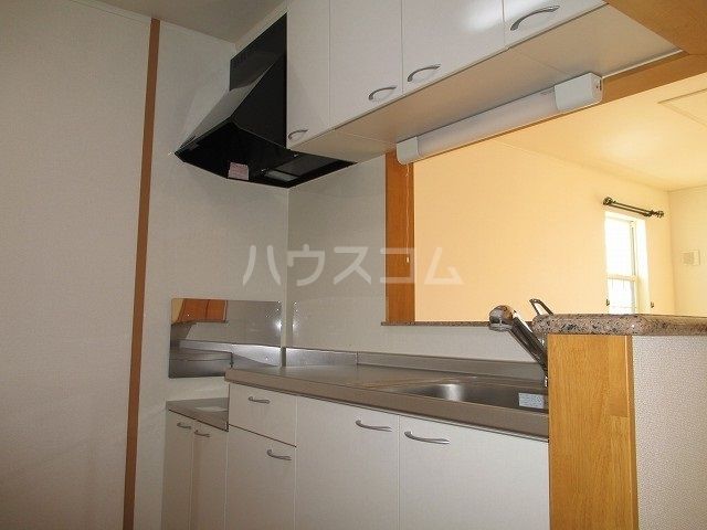 カ-サ・グレイスAのキッチン写真