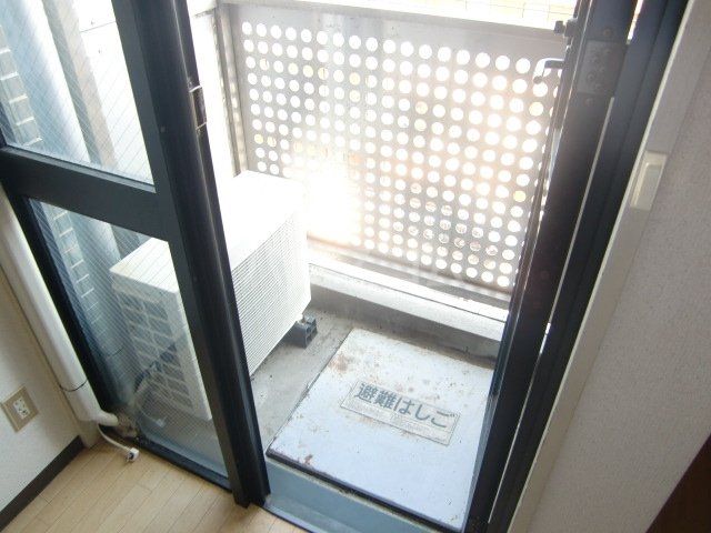 スターアークIIの内装写真