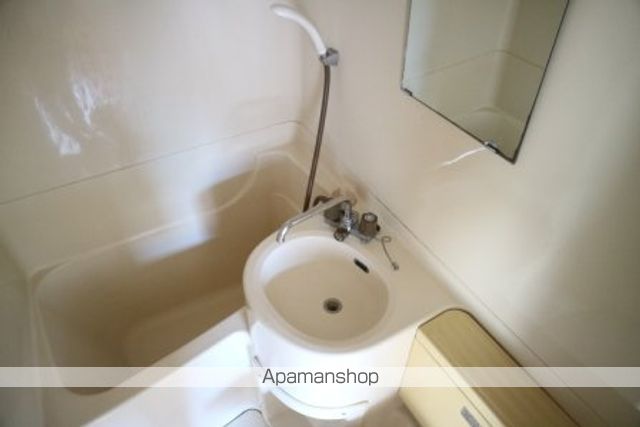 京阪本線 牧野駅 徒歩4分 2階建 築41年のトイレ写真