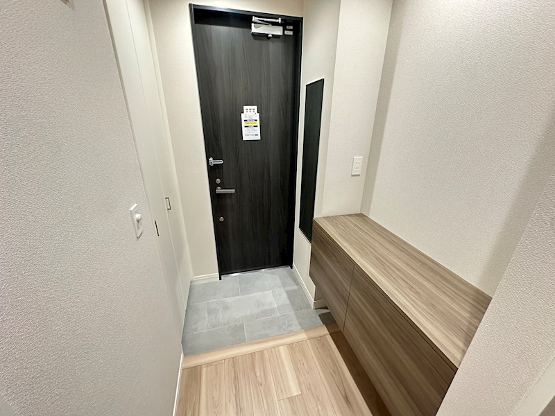 WING TOWA MAISONの玄関写真