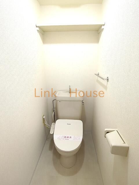 ＪＲ常磐線 金町駅 徒歩30分 4階建 築34年のトイレ写真