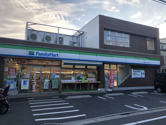 コンビニ　ファミリーマート豊島千早１丁目店（コンビニ）まで180m