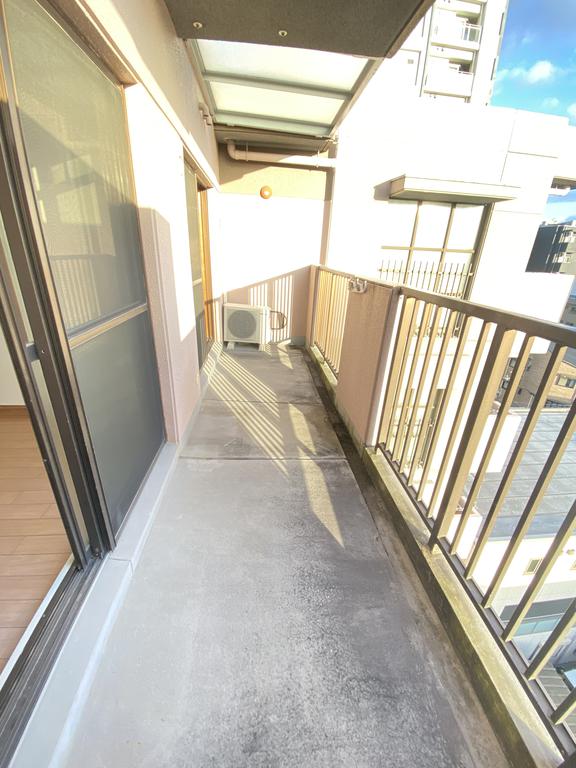地下鉄御堂筋線 西中島南方駅 徒歩10分 7階建 築37年の内装写真