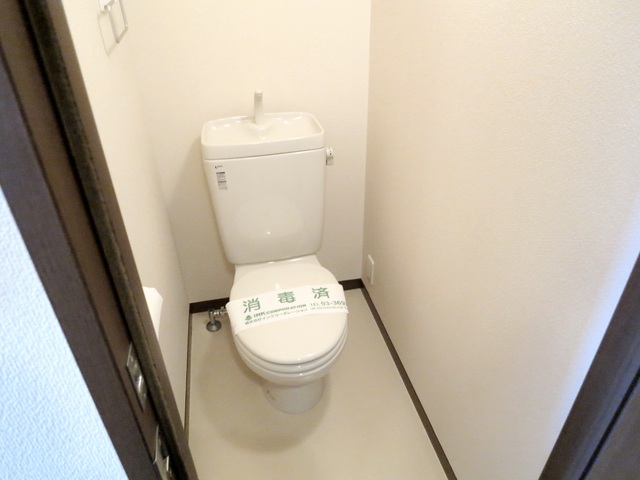 トイレ　清潔感のあるトイレです！