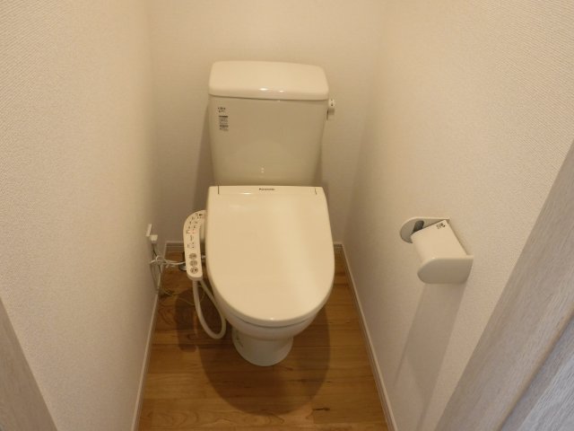 AZEST-RENT浮間舟渡IIのトイレ写真