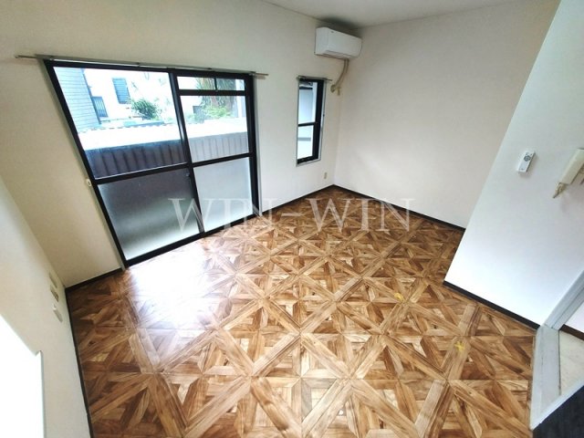 レリブ神ノ輪の居間写真
