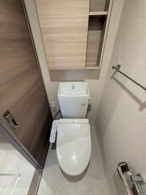 広島電鉄江波線 舟入川口町駅 徒歩3分 3階建 築1年のトイレ写真