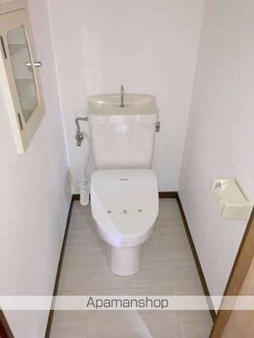 西武新宿線 田無駅 徒歩8分 3階建 築33年のトイレ写真
