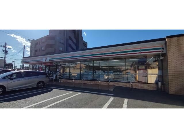 コンビニ　セブンイレブン尾張旭白鳳町店（コンビニ）まで236m